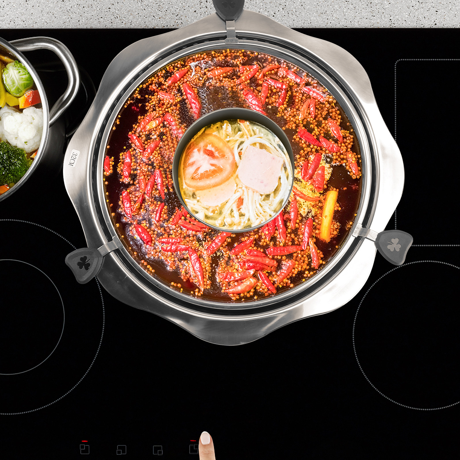 Home Cooking Utensils - Drehbarer Edelstahl-Hotpot mit Antihaftbeschichtung, Schnellheizung und